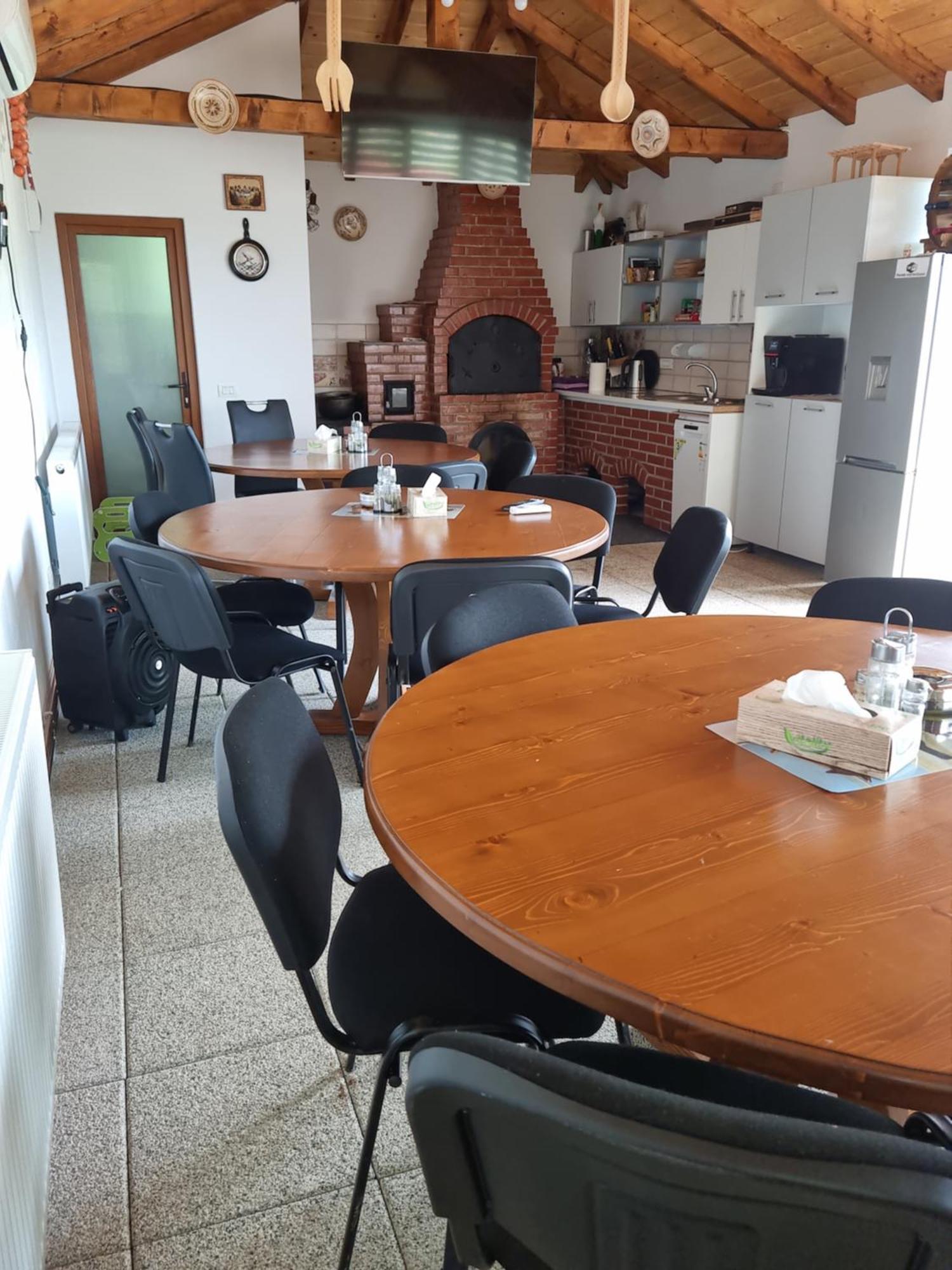 La Maria si Ioana Apartment Curtea de Argeş Exterior foto
